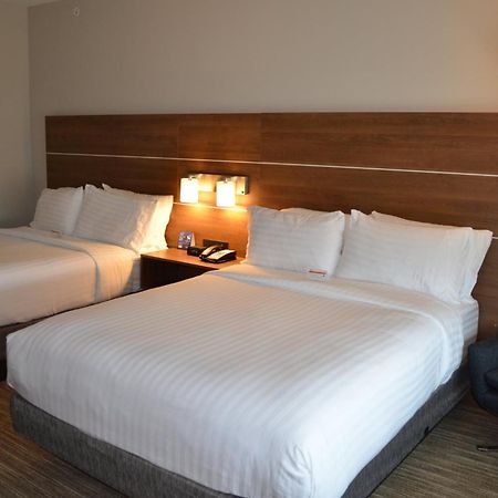 Holiday Inn Express & Suites - Charlotte Ne - University Area By Ihg Buitenkant foto