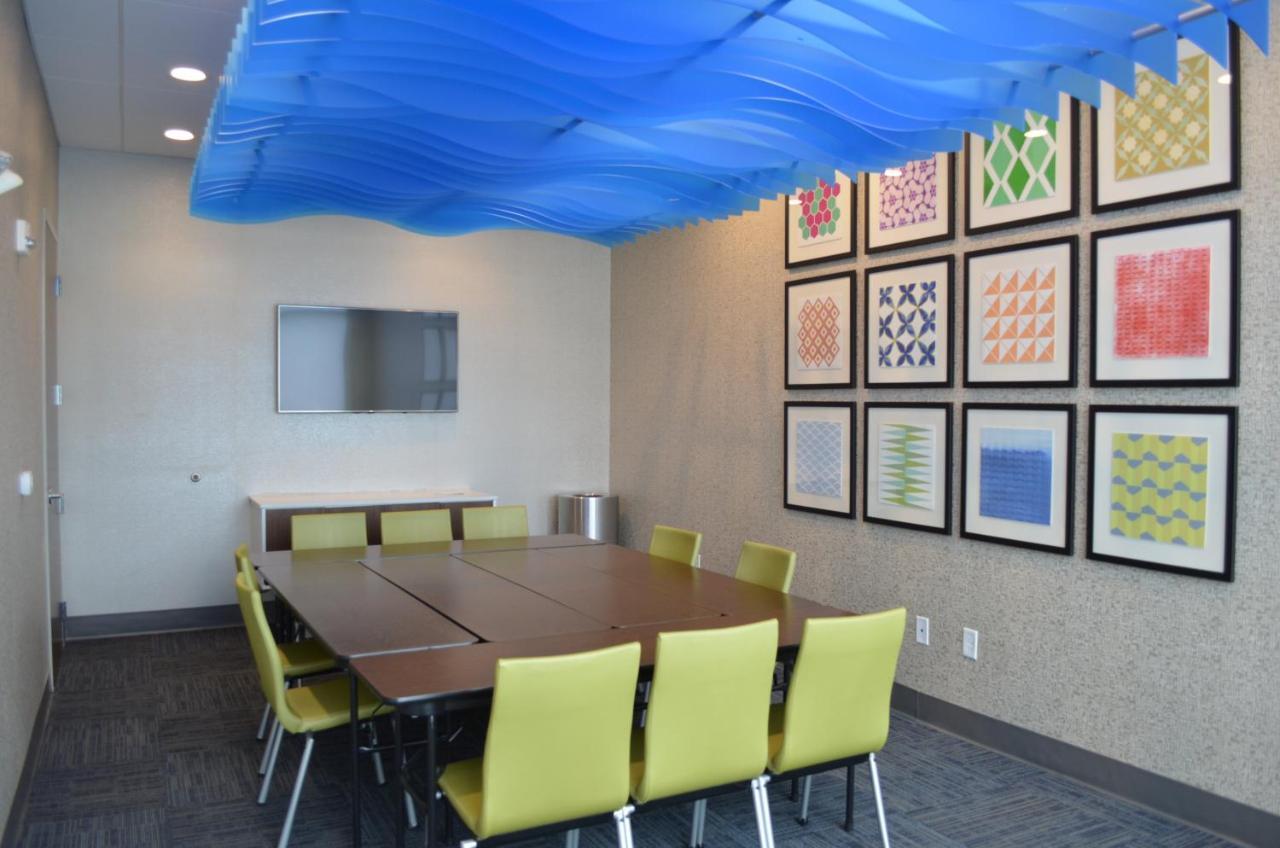 Holiday Inn Express & Suites - Charlotte Ne - University Area By Ihg Buitenkant foto