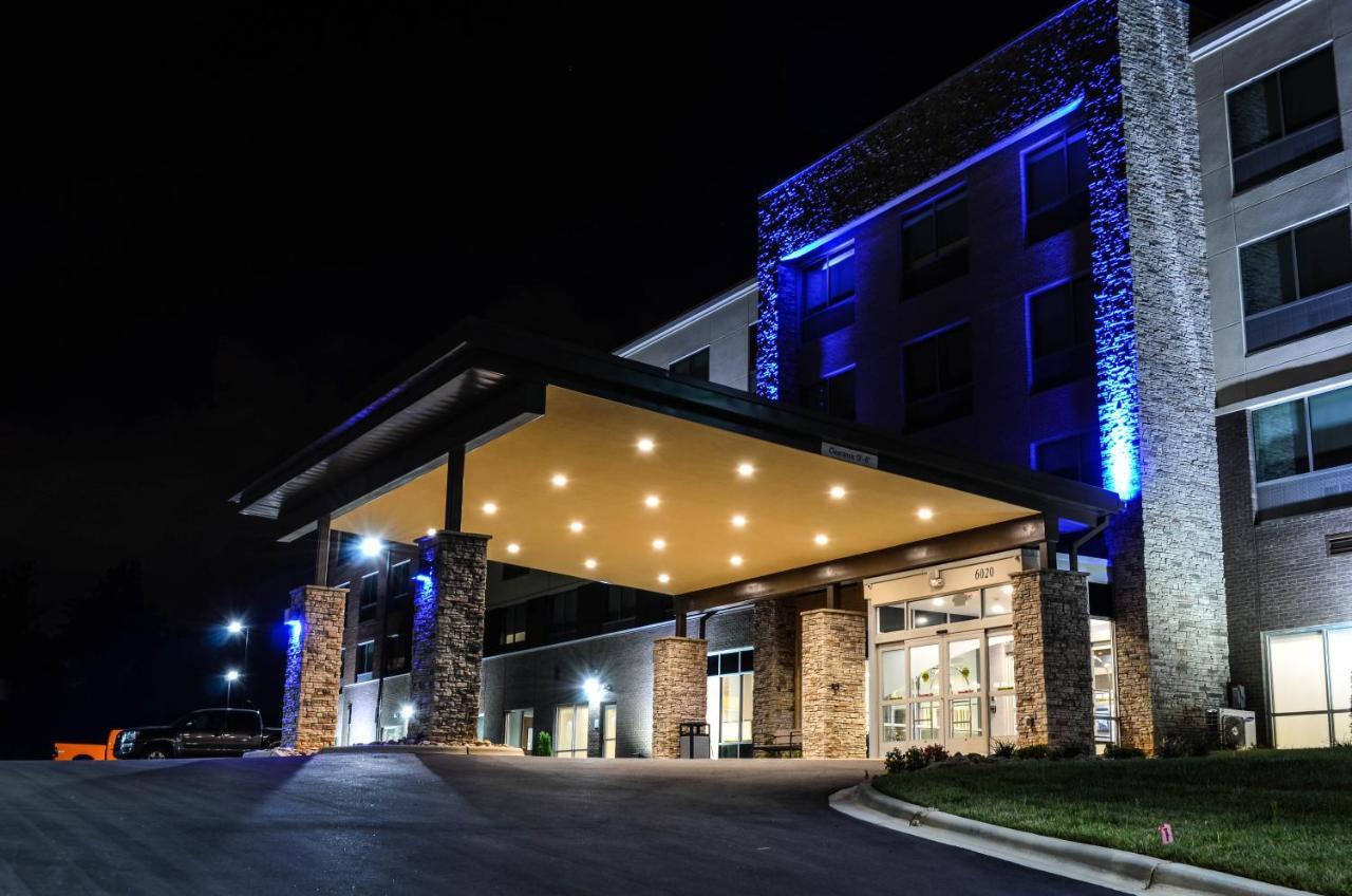 Holiday Inn Express & Suites - Charlotte Ne - University Area By Ihg Buitenkant foto