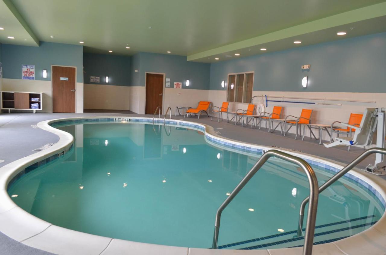 Holiday Inn Express & Suites - Charlotte Ne - University Area By Ihg Buitenkant foto